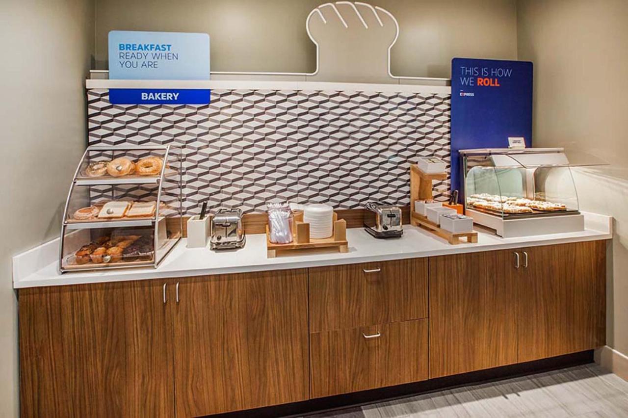 Holiday Inn Express & Suites Eagan - Minneapolis Area By Ihg Dış mekan fotoğraf